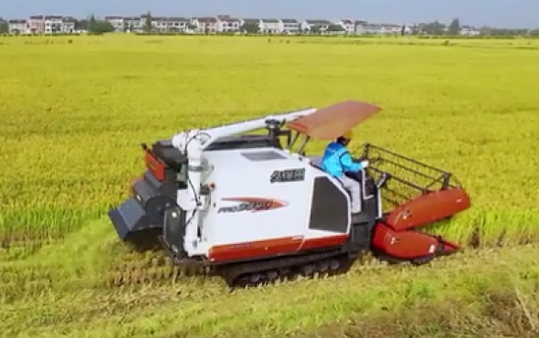 久保田(4LZ-4)PRO988Q联合收割机操作使用和维护保养指南-上