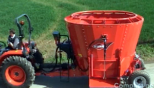 库恩PROFILE系列饲料搅拌机作业视频