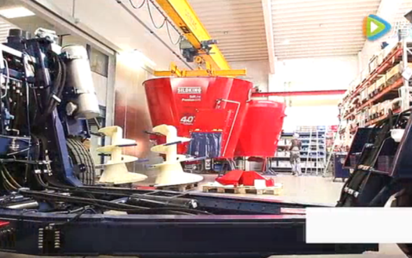 斯诺金专业饲料搅拌车介绍