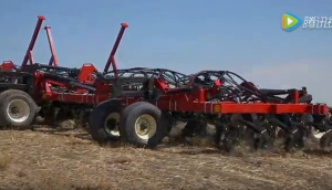 Versatile公司DeltaTrack 500履带拖拉机