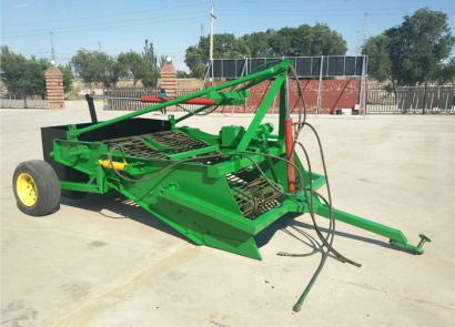 得利新4UM-6.0马铃薯收获机
